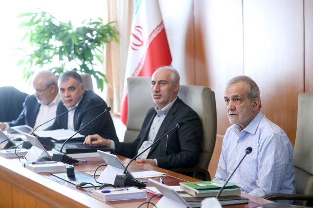 پزشکیان: در اجرای پروژه‌های جلوگیری از هدررفت انرژی حتی یک روز هم نباید تاخیر شود