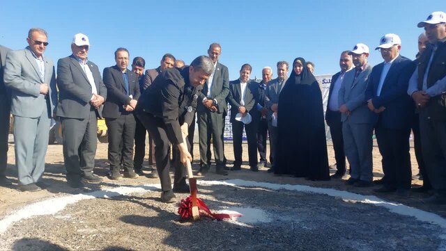 کلنگزنی پروژه انتقال گاز نایین به انارک کلنگزنی پروژه انتقال گاز نایین به انارک