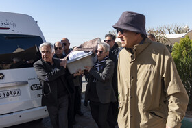 تشییع پیکر علی باباچاهی در بهشت سکینه کرج