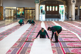 ضیافت افطار در حرم حضرت فاطمه معصومه(س)