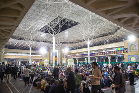 ضیافت افطار در حرم حضرت فاطمه معصومه(س)