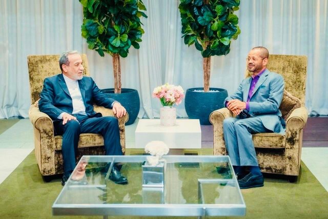 رایزنی وزیران امور خارجه ایران و عمان در ژنو روایت وزارت خارجه عمان از دیدار «عراقچی» با« بدر ابوسعیدی» در ژنو