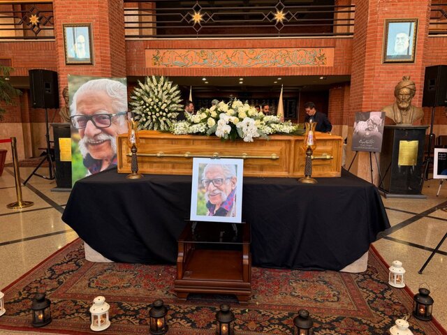 آغاز مراسم تشییع پیکر عبدالمجید ارفعی