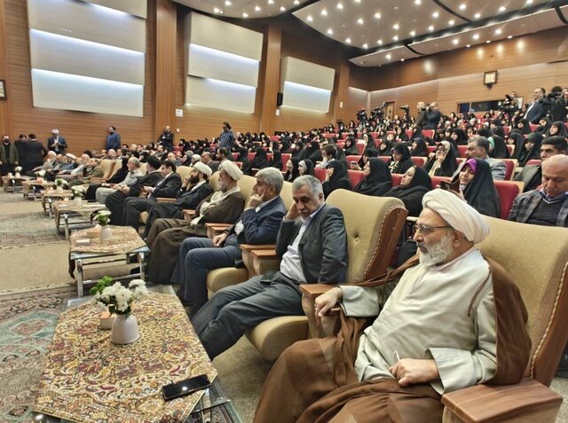 هشتمین آیین نکوداشت مقام و منزلت حضرت خدیجه کبری (س) برگزار شد