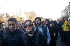 تجمع سوگواران رهبر شهید انقلاب در میدان انقلاب تهران