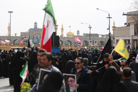 تجمع سوگواران رهبر شهید انقلاب در میدان شهدا مشهد