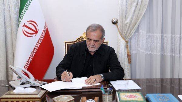 پیام تسلیت رئیس جمهور در پی شهادت رهبر انقلاب