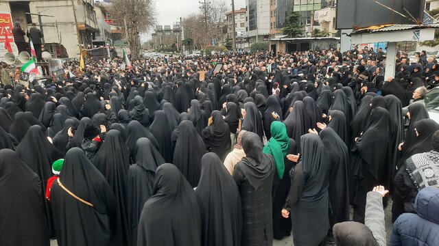 موج اندوه در دیار هزارسنگر/ مردم آمل در سوگ شهادت امام امت عزادار شدند