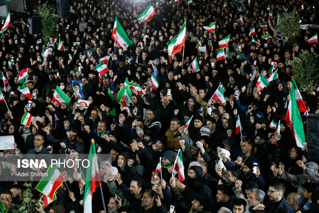 جای‌جای اصفهان کانون تجدیدمیثاق با رهبر شهید انقلاب