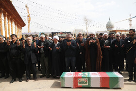 تشییع پیکر دانش‌آموز شهید «علی حق‌شناس» - شیراز