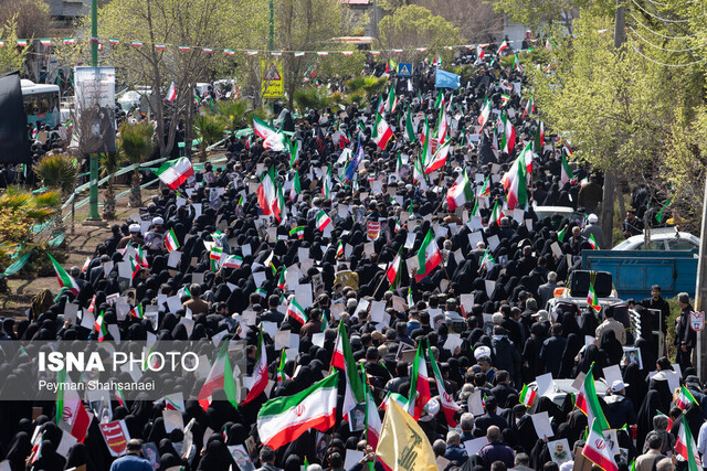 راهپیمایی مردم اصفهان در رثای شهادت رهبر انقلاب و محکومیت تجاوز آمریکایی صهیونی + فیلم