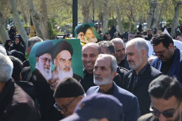همصدا با ملت؛ راهپیمایی ضدصهیونیستی مردم ورامین