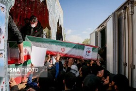 پیکر ۱۶ شهید حملات آمریکایی صهیونی به قم تشییع می‌شود