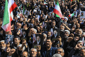تشییع ۷ شهید تجاوز آمریکایی صهیونی و بیعت با رهبر انقلاب در کرمان