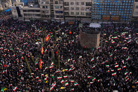 مراسم بیعت با سومین رهبر انقلاب - تهران
