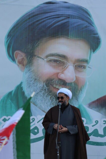 امام جمعه همدان: ایران به‌راحتی تسلیم نمی‌شود