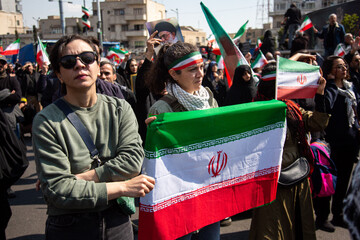 مراسم تشییع «علی لاریجانی»، «غلامرضا سلیمانی» و قهرمانان «ناو دنا»