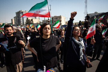 مراسم تشییع «علی لاریجانی»، «غلامرضا سلیمانی» و قهرمانان «ناو دنا»