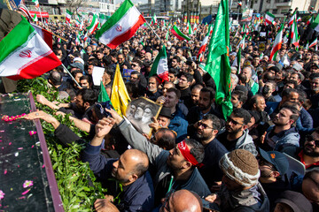 مراسم تشییع «علی لاریجانی»، «غلامرضا سلیمانی» و قهرمانان «ناو دنا»