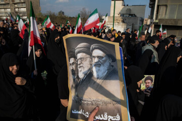 مراسم تشییع «علی لاریجانی»، «غلامرضا سلیمانی» و قهرمانان «ناو دنا»