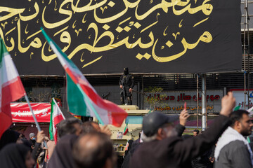 مراسم تشییع «علی لاریجانی»، «غلامرضا سلیمانی» و قهرمانان «ناو دنا»
