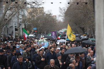 تشییع شهید همدانی ناو شکن  دنا وحید لطفی