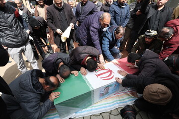 تشییع شهید همدانی ناو شکن  دنا وحید لطفی