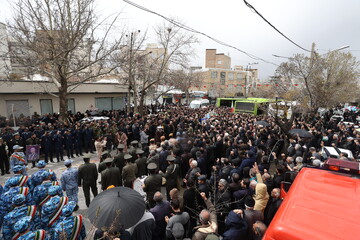 تشییع شهید همدانی ناو شکن  دنا وحید لطفی