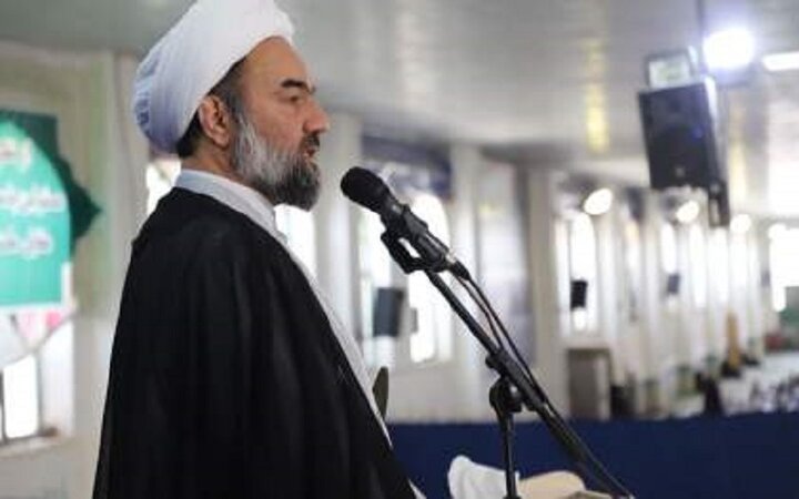 امام جمعه زاهدان: جهاد در راه خدا در برابر ظلم و تجاوز مشروع است