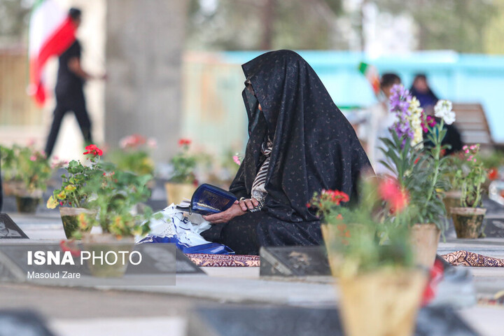 گلزار شهدای خراسان رضوی، عزادار مراسم چهلم رهبر شهید انقلاب