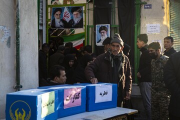 اقامه نماز عید سعید فطر - مشهد