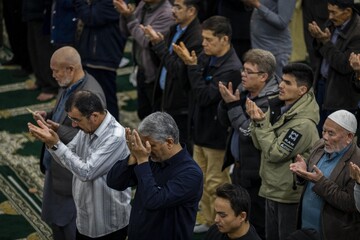 اقامه نماز عید سعید فطر - مشهد