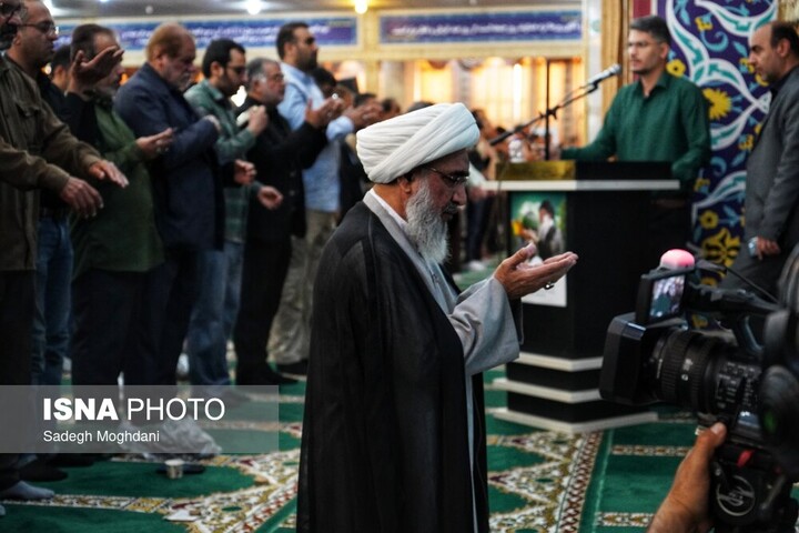 امام جمعه بوشهر: ایران قاطعانه در برابر تجاوز به تمامیت ارضی واکنش نشان می‌دهد