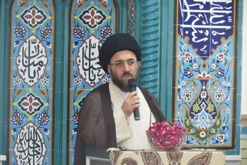 امام جمعه لار:جنایات آمریکایی صهیونی اراده مردم برای ادامه مسیر مقاومت را مستحکم‌تر می‌کند