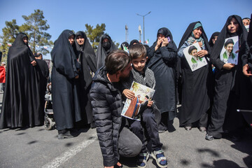 تشییع پیکر ۵ شهید تجاوز آمریکایی _ صهیونیستی در سمنان
