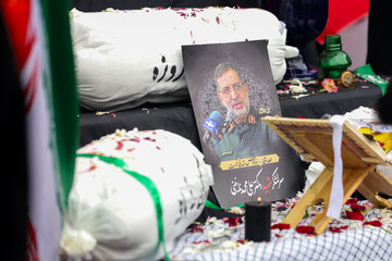 تشییع پیکر سردار شهید علی‌محمد نائینی - کاشان