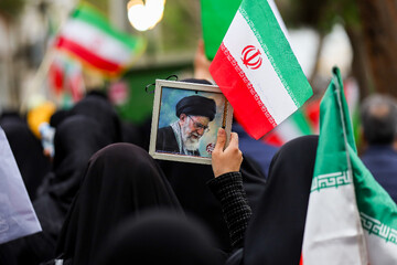 تشییع پیکر سردار شهید علی‌محمد نائینی - کاشان