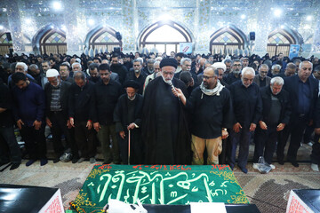 تشییع پیکر ۲ شهید تجاوز آمریکایی صهیونی - حرم مطهر حضرت سید علاءالدین حسین(ع)  شیراز