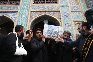 تشییع پیکر ۲ شهید تجاوز آمریکایی صهیونی - حرم مطهر حضرت سید علاءالدین حسین(ع)  شیراز