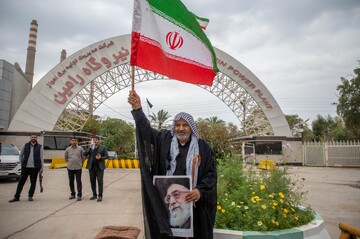 زنجیره انسانی خوزستانی‌ها دور نیروگاه رامین
