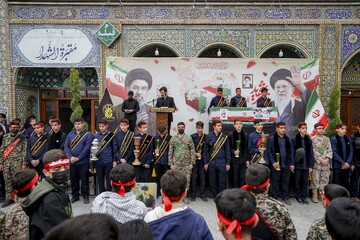 تشییع و تدفین پیکر شهید دانش آموز "محمد حسین دهقان" - قم