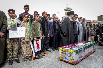 تشییع و تدفین پیکر شهید دانش آموز "محمد حسین دهقان" - قم