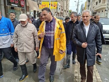 استفاده حداکثری از پتانسیل‌های سازمان منطقه ویژه پتروشیمی باعث رفع آبگرفتگی در بندرامام شد