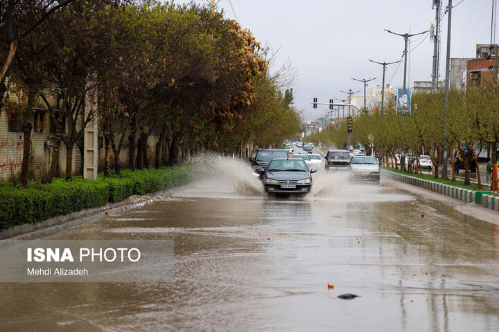 پیش‌بینی بارندگی و آبگرفتگی معابر در برخی نقاط استان کرمان/ طوفان در جنوب و شرق
