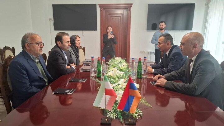 دیدار دیپلمات ایرانی با یک مقام ارمنستان