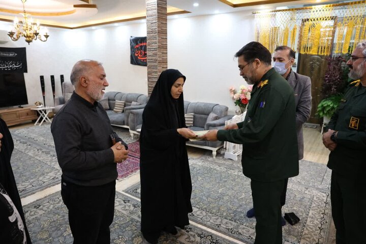همصدایی مسئولین دولت و نمایندگان مجلس، عامل مهمی در مقابله با استکبار است
