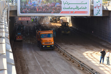 «پاکسازی معابر در پی آبگرفتگی » در پنجمین هفته جنگ - شیراز