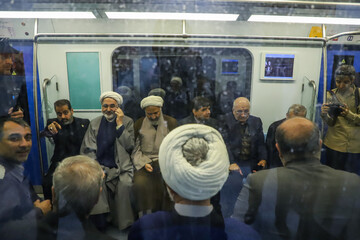بهره‌برداری از ورودی دوم ایستگاه قطارشهری در پایانه مسافربری امام رضا (ع) مشهد