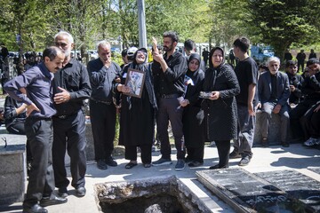 تشییع پیکر شهید «ابوالفضل زمانی آریمی»_روستای زرین آباد ساری