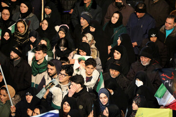 تجمع شبانه کودکان، نوجوانان و جوانان در حمایت از مدافعان وطن - اردبیل
